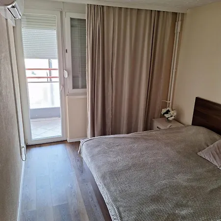 Appartment Апартаменты *